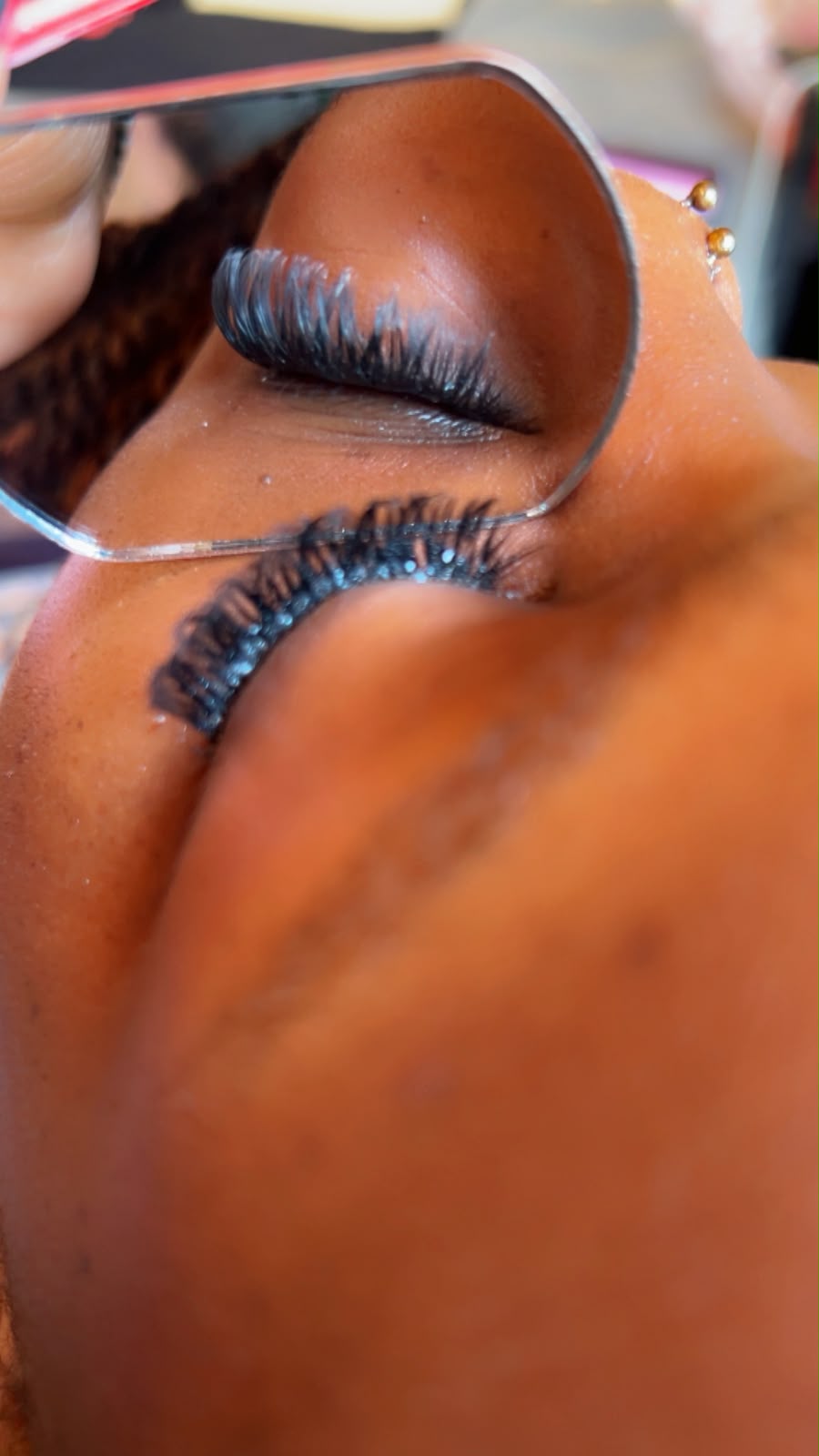 Full volume lashes